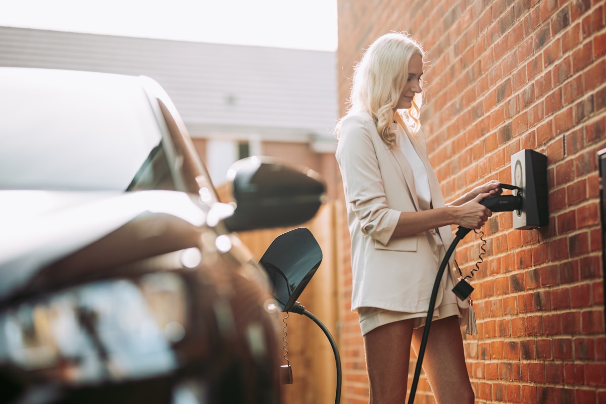 De elektrische auto die iedereen zich kan veroorloven