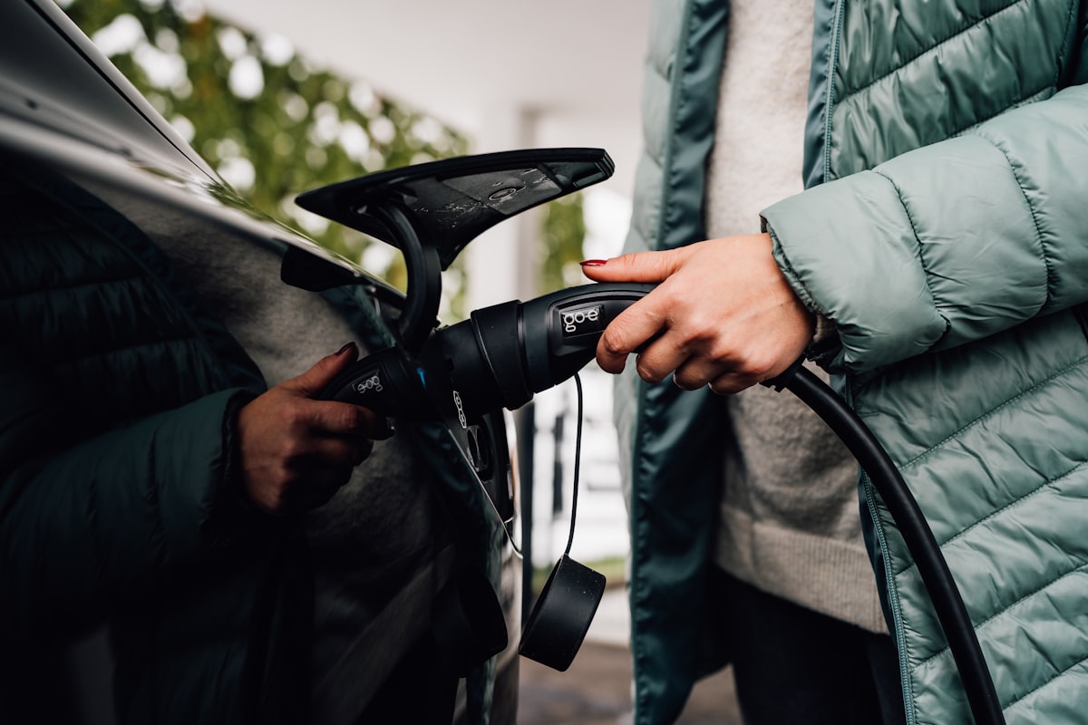 Zo wordt je elektrische auto een thuisbatterij op wielen
